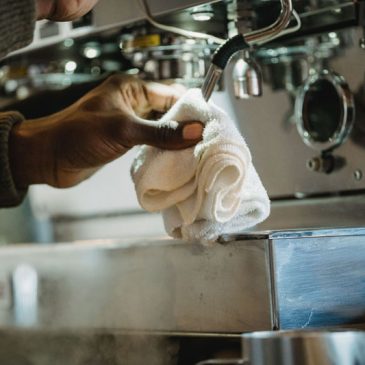 commercial coffee machine maintenance